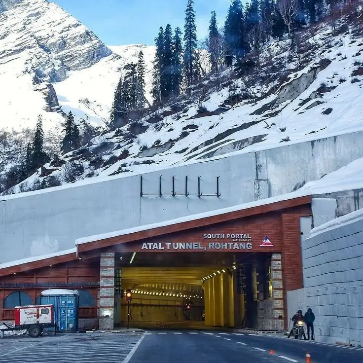 Atal tunnel, Rohtang manali 
